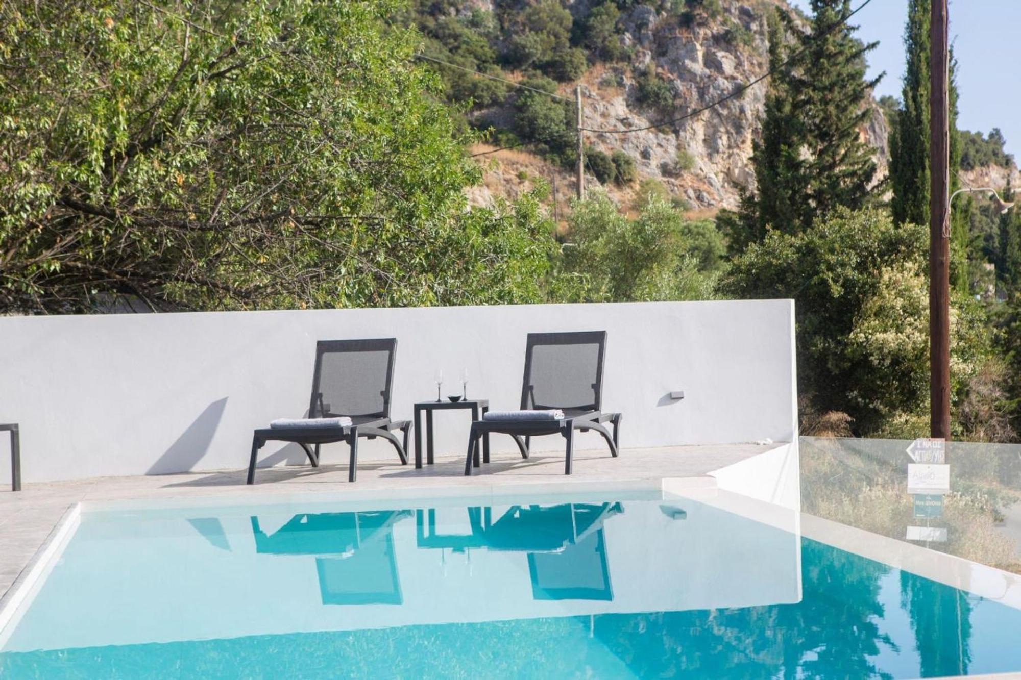 Aloft Luxury Villas Lefkada - Heated Pool Apolpaina Exterior photo